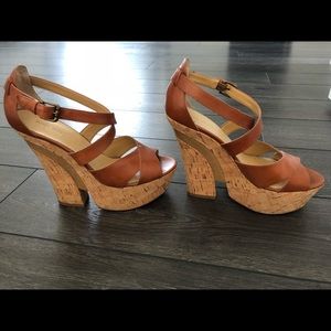 Nine West tan wedges